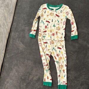 LC Lauren Conrad Christmas Kids Pajama Set - Cream and Green